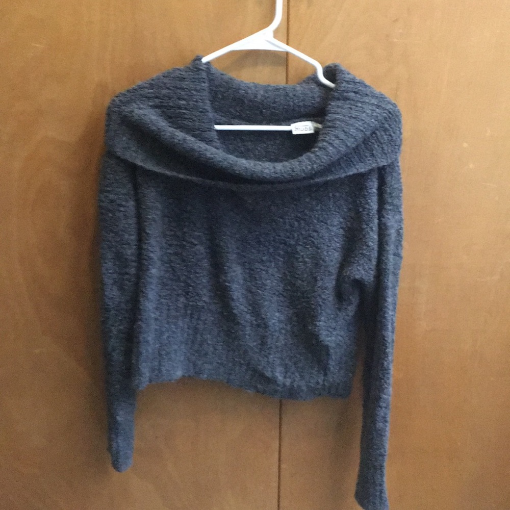 Scoopneck Sweater